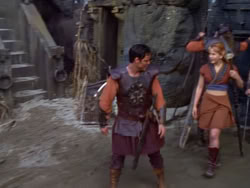extant_XenaWarriorPrincess_1x12-BewareGreeksBearingGifts_0745