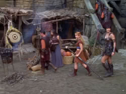 extant_XenaWarriorPrincess_1x12-BewareGreeksBearingGifts_0751