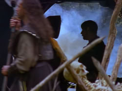 extant_XenaWarriorPrincess_1x12-BewareGreeksBearingGifts_0775