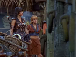 extant_XenaWarriorPrincess_1x12-BewareGreeksBearingGifts_0826