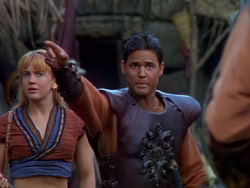 extant_XenaWarriorPrincess_1x12-BewareGreeksBearingGifts_0884