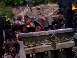 extant_XenaWarriorPrincess_1x12-BewareGreeksBearingGifts_0901