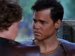extant_XenaWarriorPrincess_1x12-BewareGreeksBearingGifts_0930