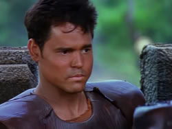 extant_XenaWarriorPrincess_1x12-BewareGreeksBearingGifts_0932