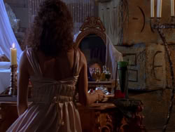 extant_XenaWarriorPrincess_1x12-BewareGreeksBearingGifts_0944