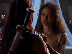 extant_XenaWarriorPrincess_1x12-BewareGreeksBearingGifts_1039
