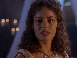 extant_XenaWarriorPrincess_1x12-BewareGreeksBearingGifts_1088
