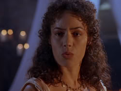 extant_XenaWarriorPrincess_1x12-BewareGreeksBearingGifts_1090