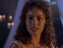 extant_XenaWarriorPrincess_1x12-BewareGreeksBearingGifts_1092