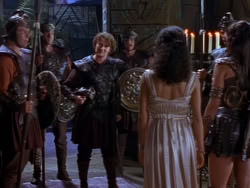 extant_XenaWarriorPrincess_1x12-BewareGreeksBearingGifts_1105