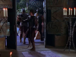 extant_XenaWarriorPrincess_1x12-BewareGreeksBearingGifts_1153