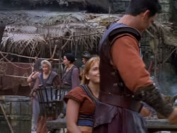 extant_XenaWarriorPrincess_1x12-BewareGreeksBearingGifts_1171