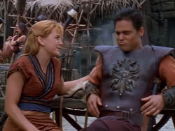 extant_XenaWarriorPrincess_1x12-BewareGreeksBearingGifts_1195