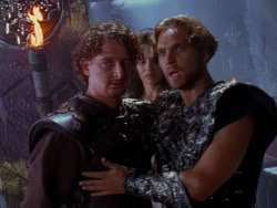 extant_XenaWarriorPrincess_1x12-BewareGreeksBearingGifts_1351