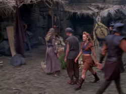extant_XenaWarriorPrincess_1x12-BewareGreeksBearingGifts_1377