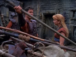 extant_XenaWarriorPrincess_1x12-BewareGreeksBearingGifts_1391