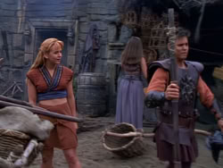 extant_XenaWarriorPrincess_1x12-BewareGreeksBearingGifts_1413