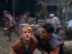 extant_XenaWarriorPrincess_1x12-BewareGreeksBearingGifts_1436