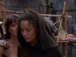 extant_XenaWarriorPrincess_1x12-BewareGreeksBearingGifts_1686