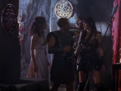 extant_XenaWarriorPrincess_1x12-BewareGreeksBearingGifts_1860
