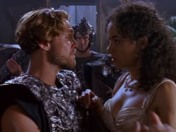 extant_XenaWarriorPrincess_1x12-BewareGreeksBearingGifts_1945