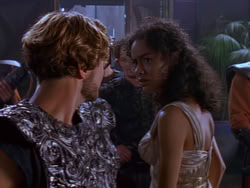 extant_XenaWarriorPrincess_1x12-BewareGreeksBearingGifts_1952