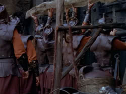 extant_XenaWarriorPrincess_1x12-BewareGreeksBearingGifts_1980