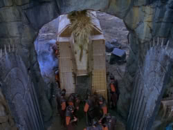 extant_XenaWarriorPrincess_1x12-BewareGreeksBearingGifts_2002