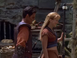 extant_XenaWarriorPrincess_1x12-BewareGreeksBearingGifts_2353