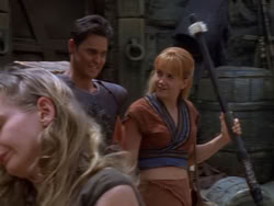 extant_XenaWarriorPrincess_1x12-BewareGreeksBearingGifts_2359