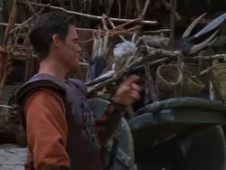 extant_XenaWarriorPrincess_1x12-BewareGreeksBearingGifts_2373