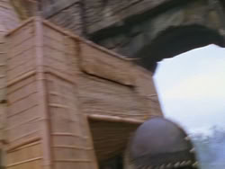 extant_XenaWarriorPrincess_1x12-BewareGreeksBearingGifts_2477