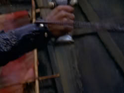 extant_XenaWarriorPrincess_1x12-BewareGreeksBearingGifts_2525