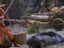 extant_XenaWarriorPrincess_1x12-BewareGreeksBearingGifts_2538