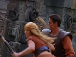 extant_XenaWarriorPrincess_1x12-BewareGreeksBearingGifts_2577