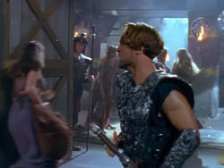 extant_XenaWarriorPrincess_1x12-BewareGreeksBearingGifts_2593
