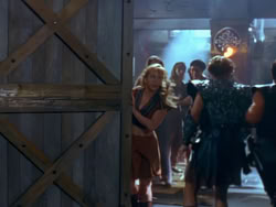 extant_XenaWarriorPrincess_1x12-BewareGreeksBearingGifts_2606