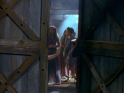 extant_XenaWarriorPrincess_1x12-BewareGreeksBearingGifts_2608