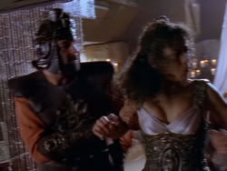 extant_XenaWarriorPrincess_1x12-BewareGreeksBearingGifts_2619