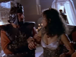 extant_XenaWarriorPrincess_1x12-BewareGreeksBearingGifts_2620