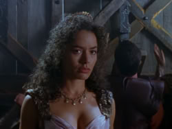 extant_XenaWarriorPrincess_1x12-BewareGreeksBearingGifts_2679