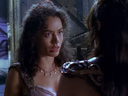 extant_XenaWarriorPrincess_1x12-BewareGreeksBearingGifts_2751