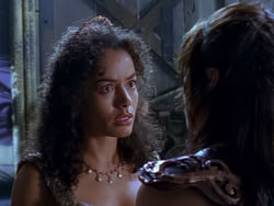 extant_XenaWarriorPrincess_1x12-BewareGreeksBearingGifts_2755