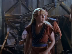 extant_XenaWarriorPrincess_1x12-BewareGreeksBearingGifts_2772