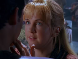 extant_XenaWarriorPrincess_1x12-BewareGreeksBearingGifts_2801