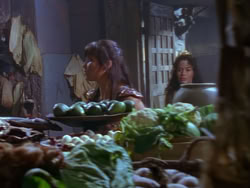extant_XenaWarriorPrincess_1x12-BewareGreeksBearingGifts_2811