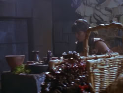 extant_XenaWarriorPrincess_1x12-BewareGreeksBearingGifts_2816