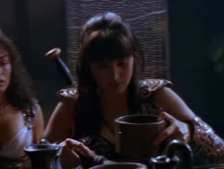 extant_XenaWarriorPrincess_1x12-BewareGreeksBearingGifts_2823