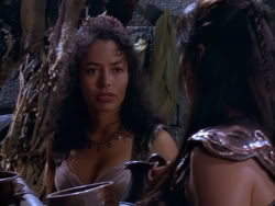 extant_XenaWarriorPrincess_1x12-BewareGreeksBearingGifts_2830