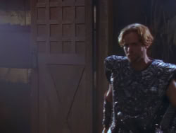 extant_XenaWarriorPrincess_1x12-BewareGreeksBearingGifts_2845
